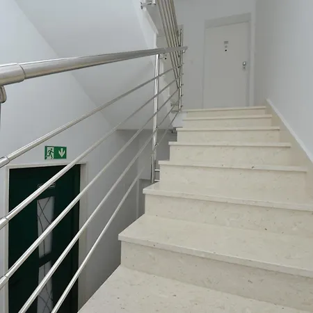 Tećo - Moderne Mit Pool Und Meerblick