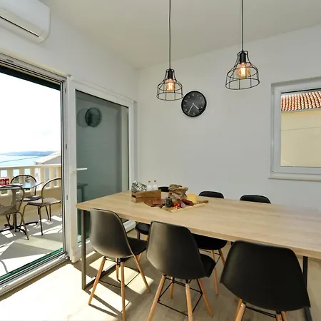 Apartmán Teco - Moderne Mit Pool Und Meerblick Trogir