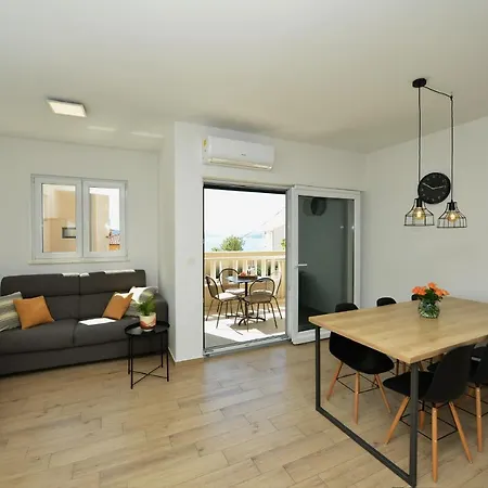 Teco - Moderne Mit Pool Und Meerblick Apartamento Trogir