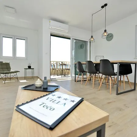 Teco - Moderne Mit Pool Und Meerblick *