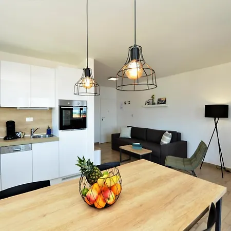 Teco - Moderne Mit Pool Und Meerblick * Trogir