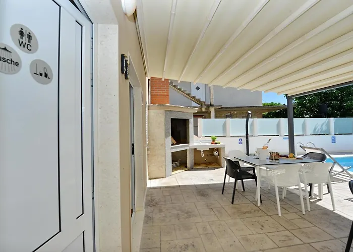 Teco - Moderne Mit Pool Und Meerblick Διαμέρισμα Τρογκίρ