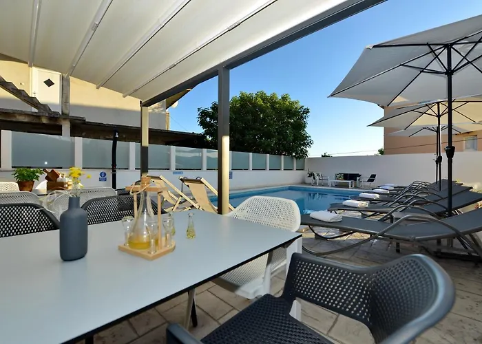 Διαμέρισμα Teco - Moderne Mit Pool Und Meerblick *