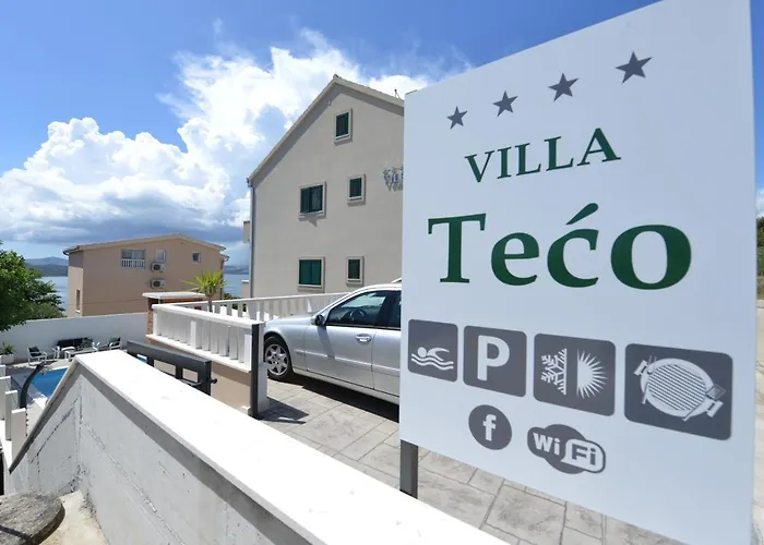 Teco - Moderne Mit Pool Und Meerblick * Τρογκίρ