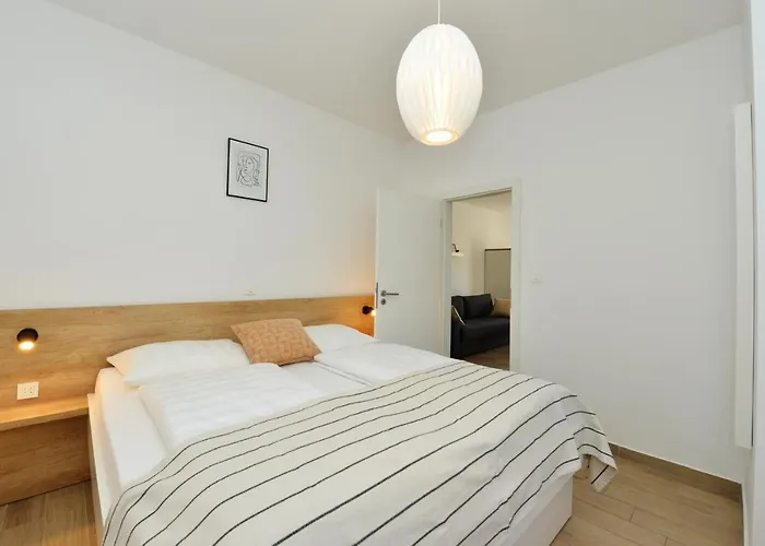 Teco - Moderne Mit Pool Und Meerblick Τρογκίρ