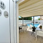 Teco - Moderne Mit Pool Und Meerblick *