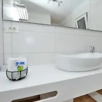 Teco - Moderne Mit Pool Und Meerblick Apartment Trogir
