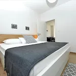 Teco - Moderne Mit Pool Und Meerblick Trogir