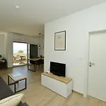 Teco - Moderne Mit Pool Und Meerblick Apartment *
