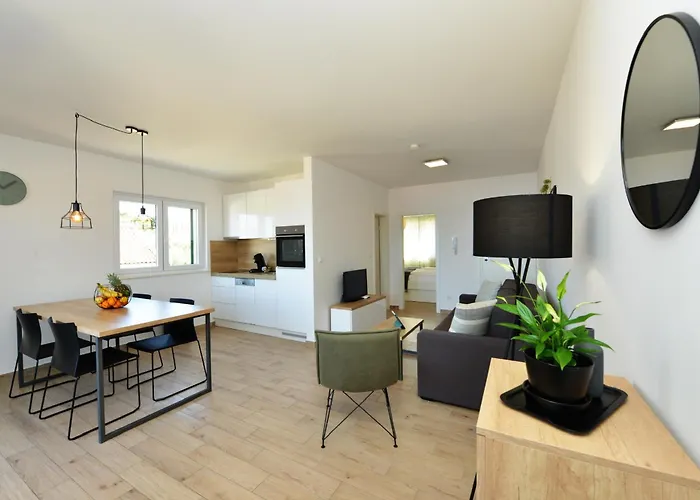 Teco - Moderne Mit Pool Und Meerblick Apartamento